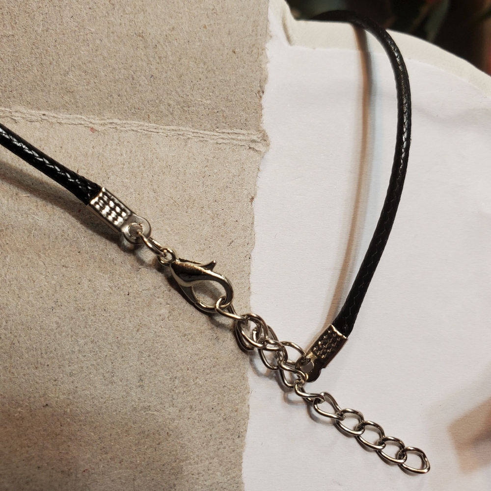 Gorgeous tibettan pendant 🌙moon 🌞sun necklace - Picture 4 of 4